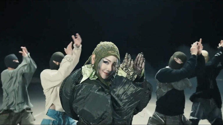 CL(李彩麟) - H₩A(Dance Ver.)